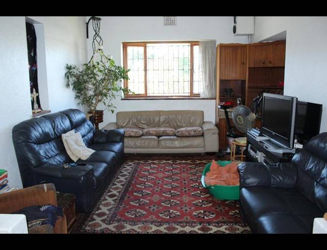 4 BEDROOM HOUSE FOR SALE IN PAROW VALLEY